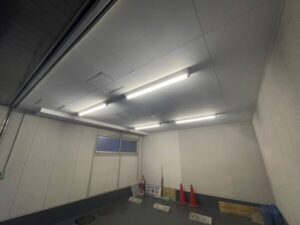 松本市にて天井塗装　完工