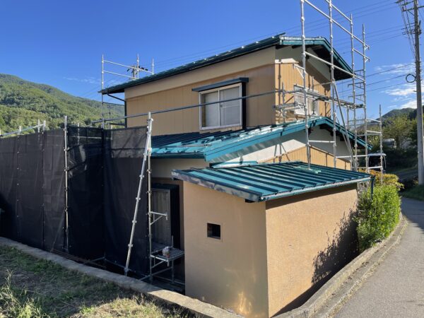 松本市にて外壁塗装、屋根塗装　完工