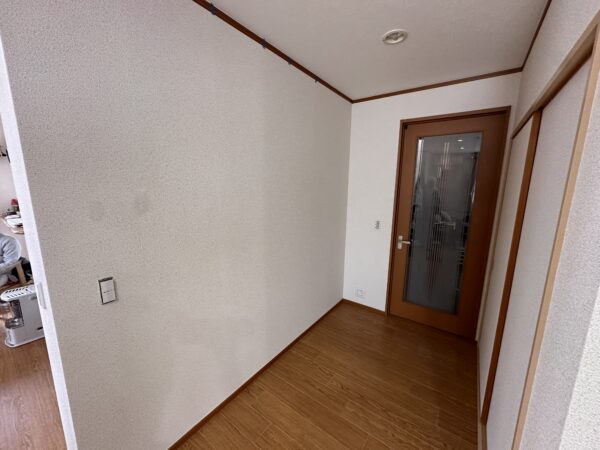 松本市にて室内塗装・左官工事〈塗り壁の施工〉 施工前