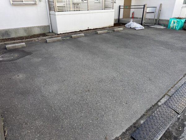 長野県松本市にて駐車場のライン引き 施工前