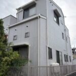 長野県松本市にて外壁塗装・屋根塗装〈コーキングの劣化を気にされて〉