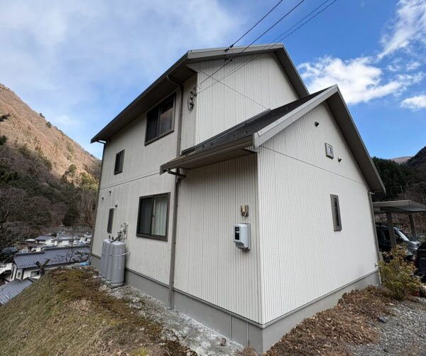 長野県松本市にて築15年初めての屋根・外壁塗装メンテナンス 施工前